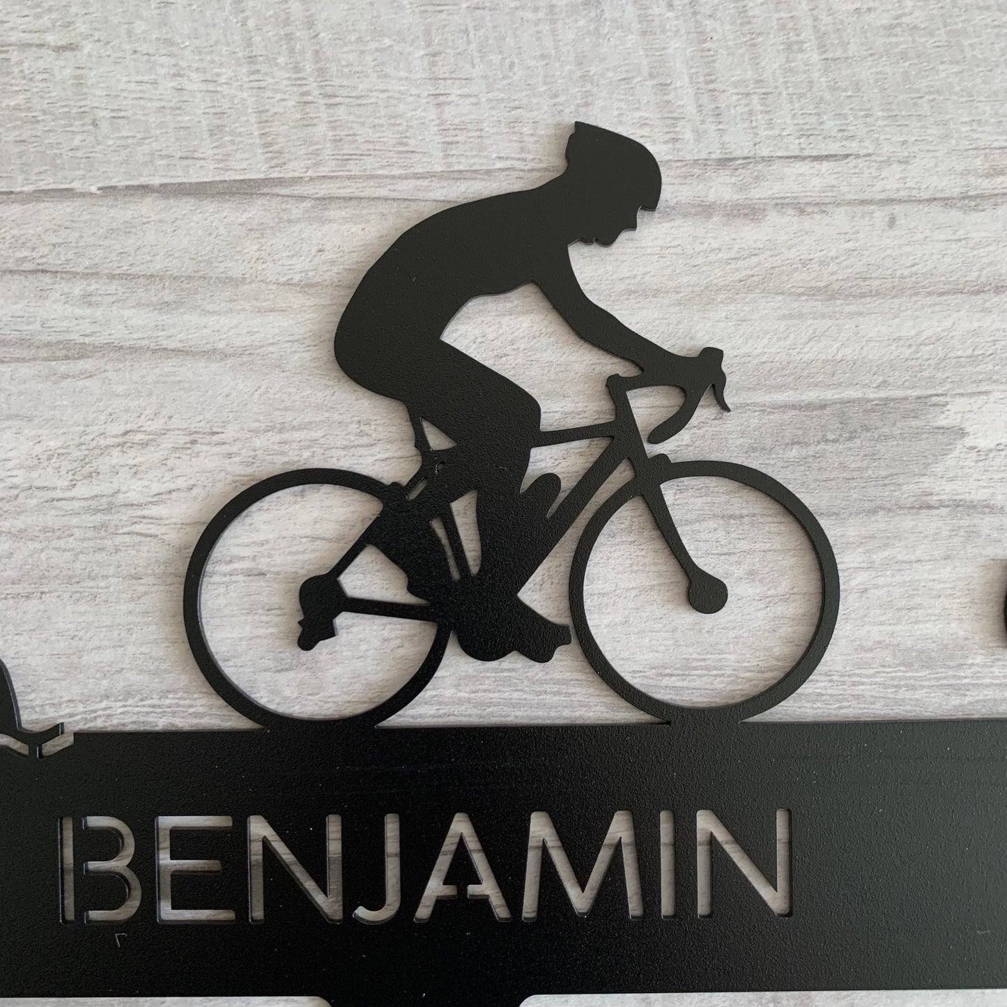Custom Triathlon Medal & Bib Holder – Personalized Metal Rack with Swim‑Bike‑Run Silhouettes