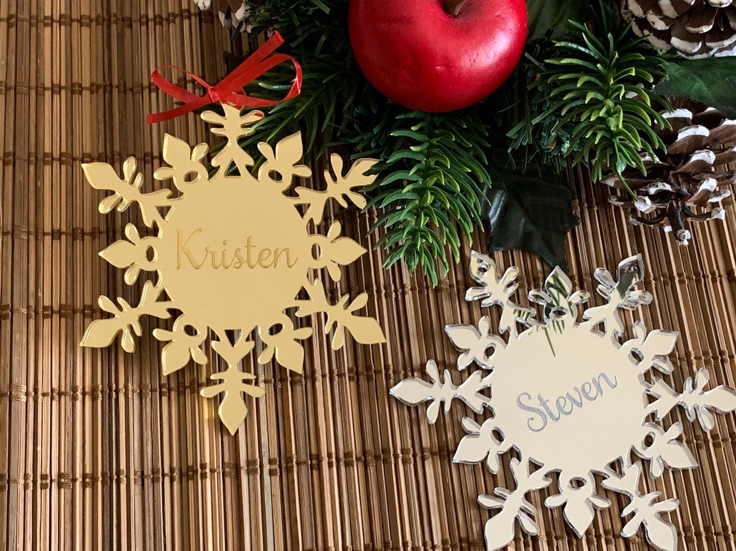 Personalized Mirror Acrylic Snowflake Ornament – Custom Engraved Name Christmas Tree Decoration – Hanging Crystal-Style Keepsake – Holiday Place Card