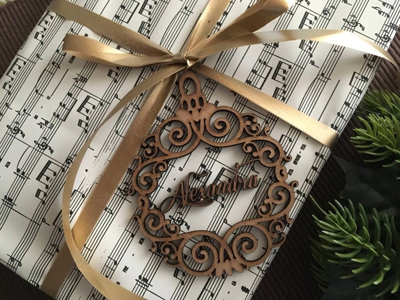 Personalized Name Christmas Ornament – Gold Mirror Acrylic (or Wood) Bauble – Custom Laser-Cut Tree Decoration or Holiday Place Card