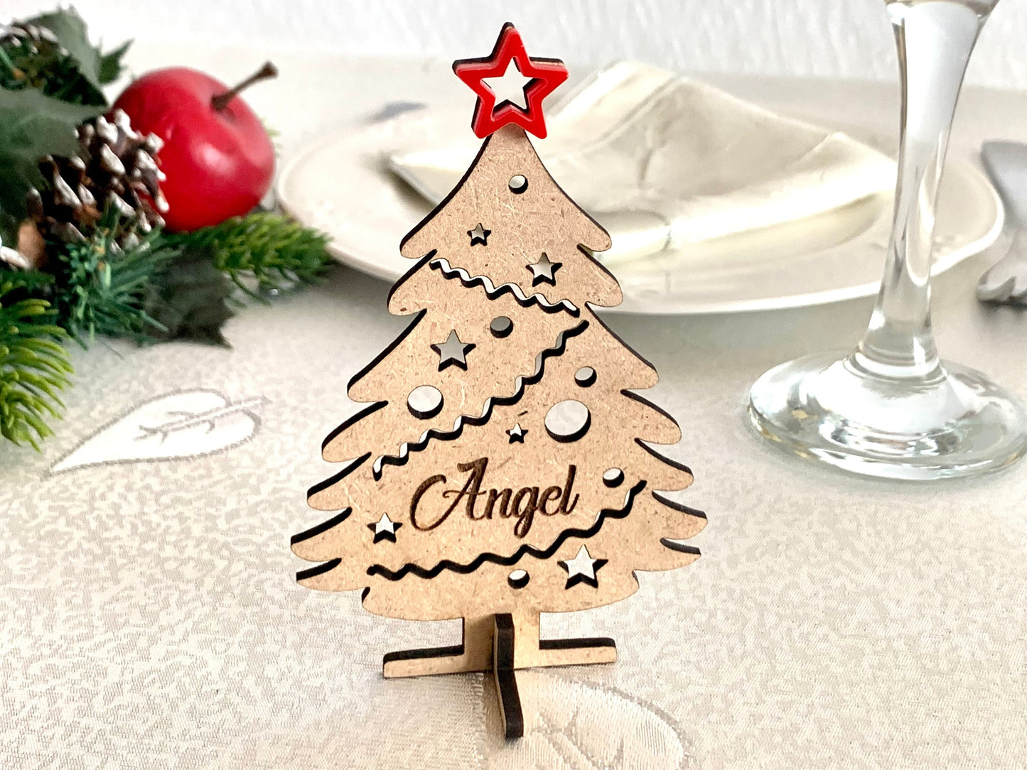 Personalized Christmas Place Cards – Freestanding 3D Wooden Trees with Name Tags – Custom Table Decorations & Ornaments