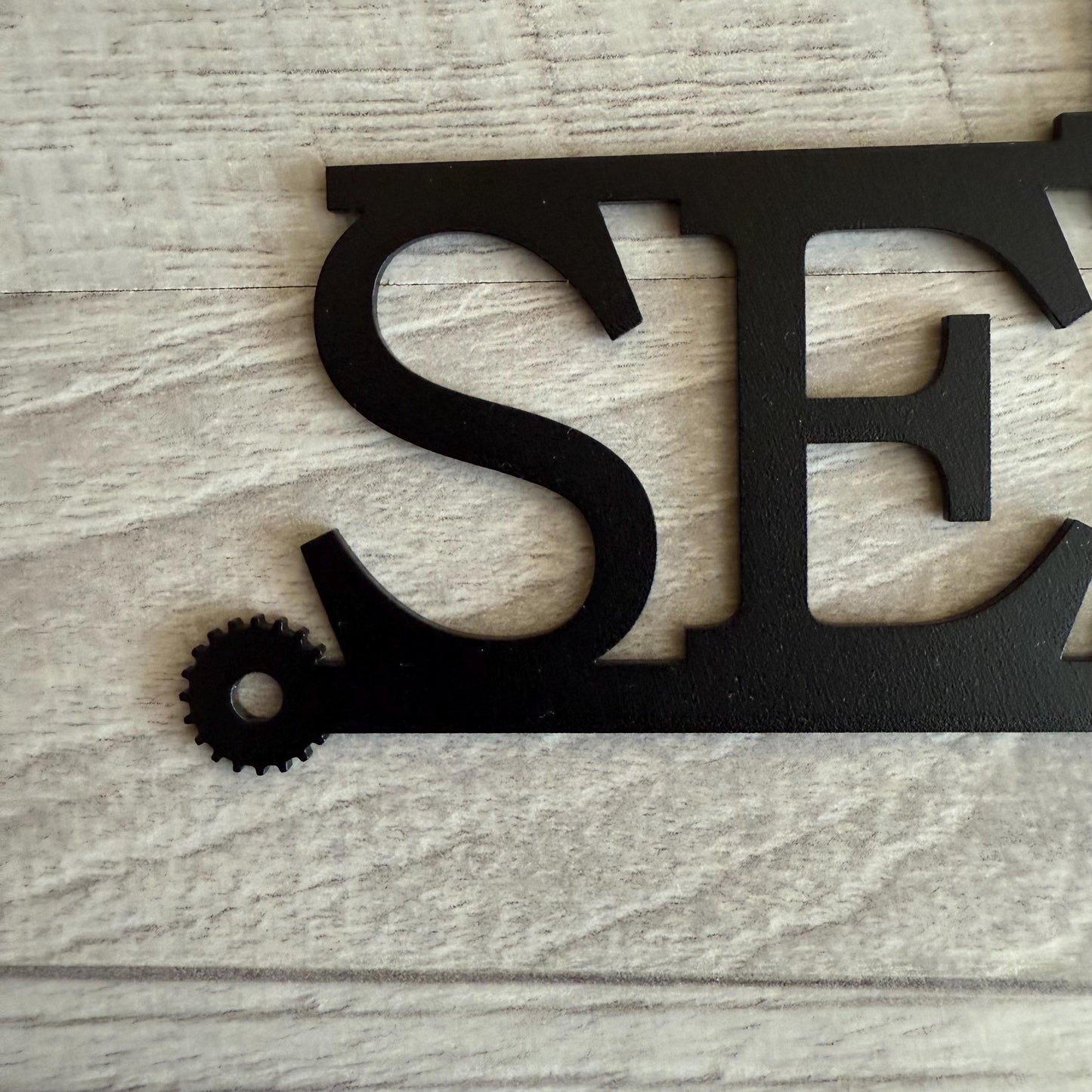 Custom Bike Repair Shop Metal Sign – Personalized Bicycle Service Wall Art – Garage or Workshop Name Plaque with Est. Year – Gift for Cyclists