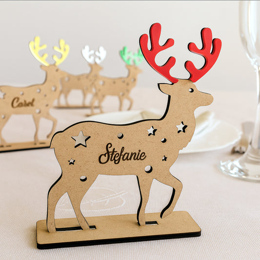 Personalized Reindeer Place Cards – Custom Wooden Name Tags with Acrylic Antlers – Holiday Table Decor & Keepsake Ornaments