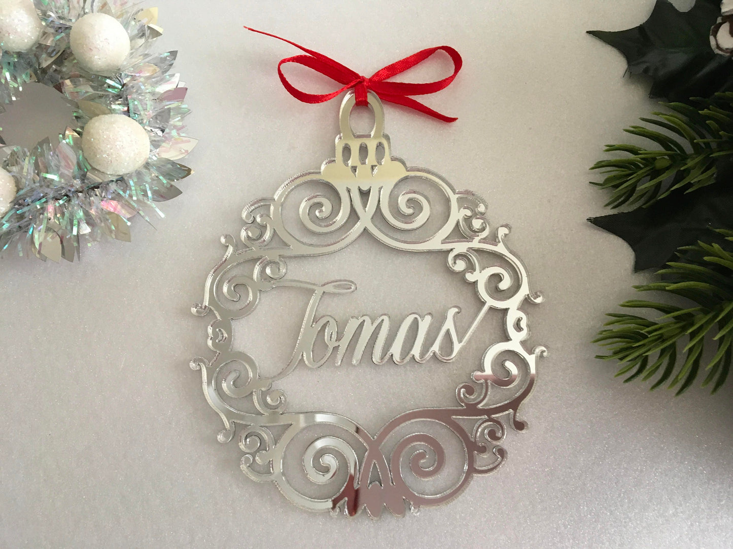Personalized Name Christmas Ornament – Gold Mirror Acrylic (or Wood) Bauble – Custom Laser-Cut Tree Decoration or Holiday Place Card