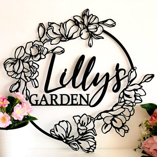 Personalized Flower Garden Name Sign – Custom Metal Outdoor Wall Art - Hanging Decorative Plaque - Gift for Mom, Grandma, Gardener - Floral Yard Decor