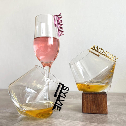 Custom Wine Glass Charms – Personalized Name Tags for Drinks – Laser Cut Place Cards – Cocktail & Wedding Drink Markers