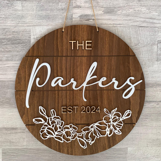 Personalized Family Name Wood Sign – Custom Welcome Sign with Flowers & Established Date – Rustic Wedding Decor or Housewarming Gift