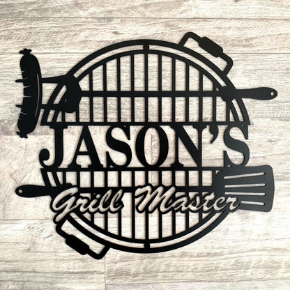 Custom BBQ Grill Master Metal Sign – Personalized Name Sign for Backyard, Patio, or Man Cave – Outdoor Bar & Grill Decor – Gift for Dad or Husband