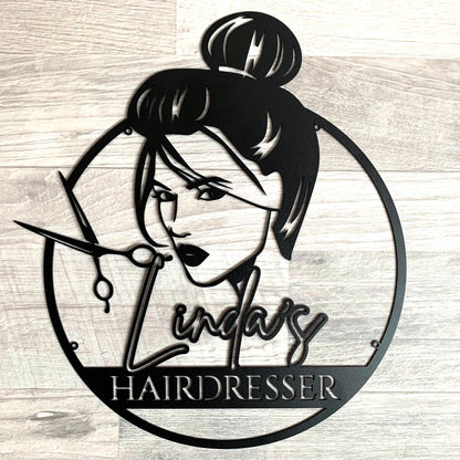 Custom Hairdresser Metal Sign – Personalized Hair Stylist Name Wall Art – Beauty Salon Decor with Woman Face – Gift for Hairstylist or Barber