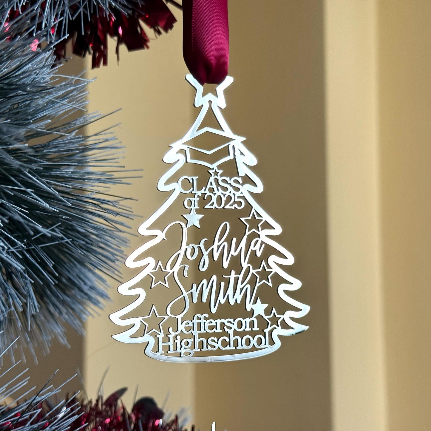 Custom Graduation Christmas Ornament - Personalized Name & College, Class of 2025 / 2026